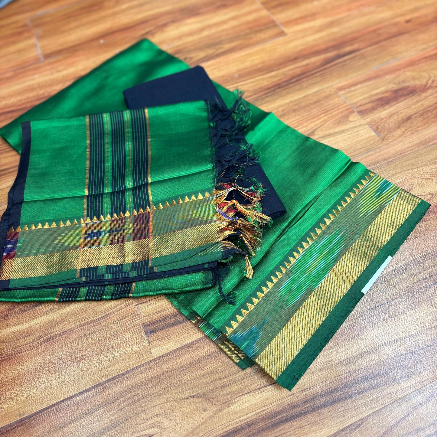 Mangalagiri Pattu Pochampally Boarder dress material -RS0019