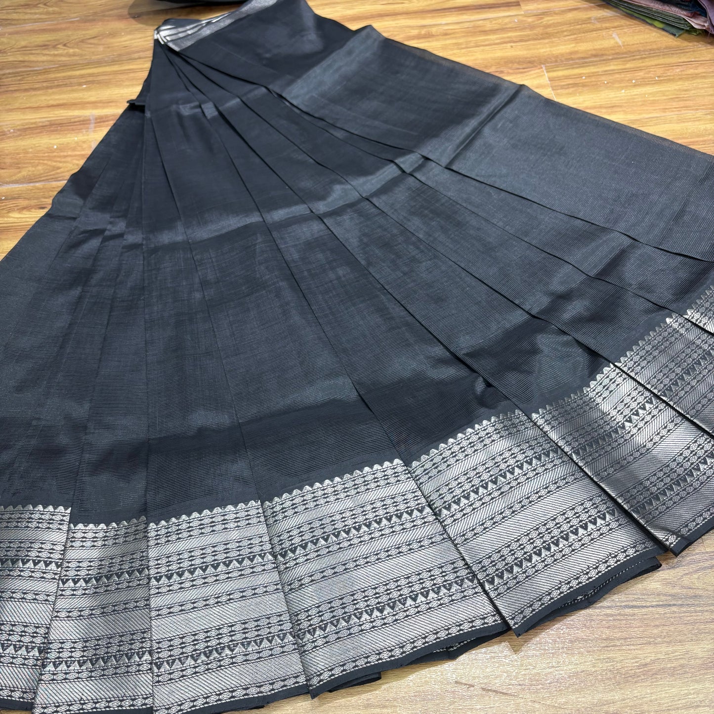 RS0021- Mangalagiri Silk Fabric Ideal for tops, kurtis, and lehengas one Meter