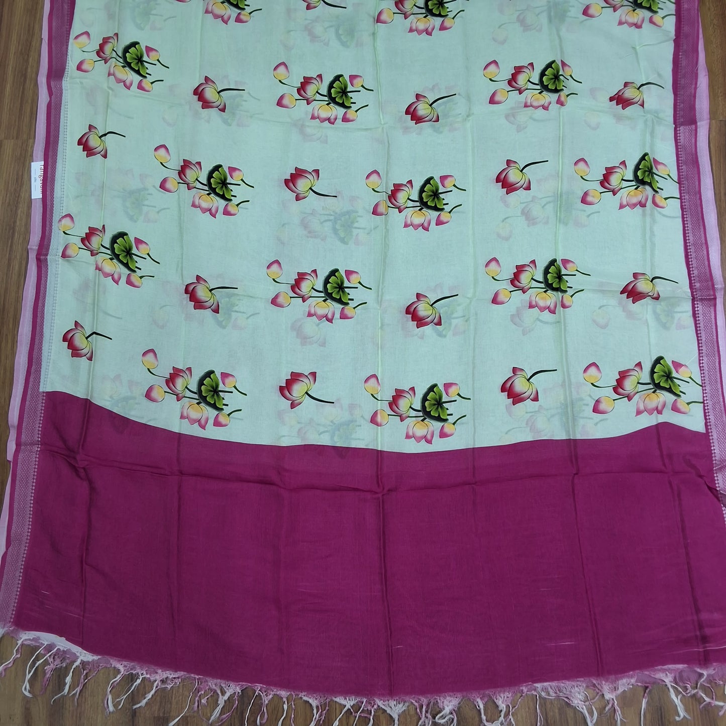 Mangalagiri digital print dupatta withzari border-RS0012