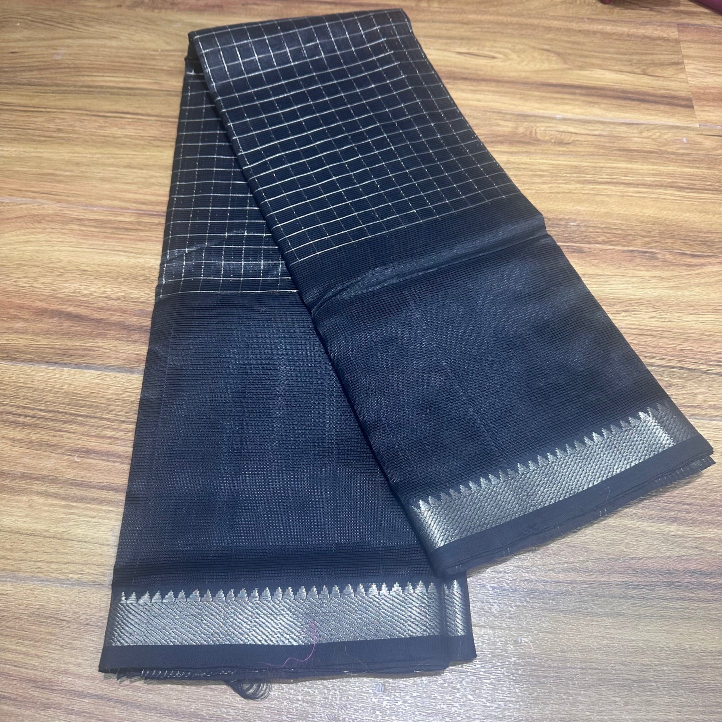 mangalagiri pattu middle zari checks-RS0024