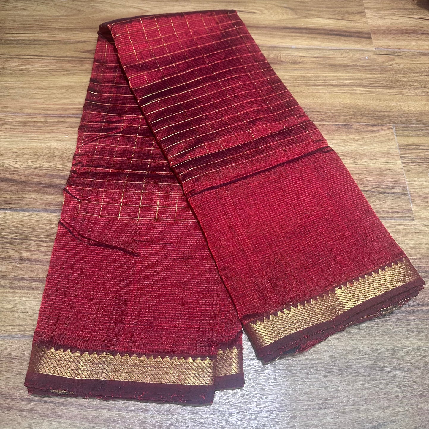 mangalagiri pattu middle zari checks-RS0024