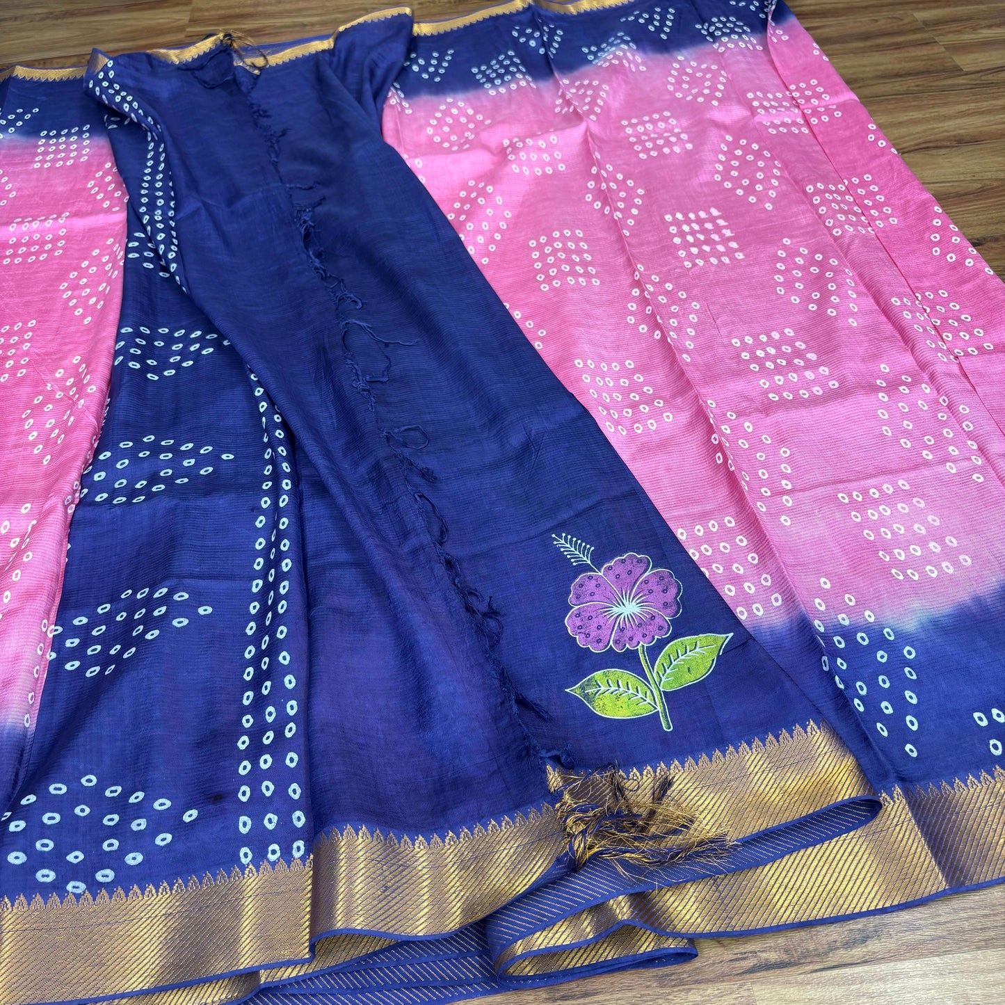 Rs0034-7    Mangalagiri Pattu Bandini Print Sarees