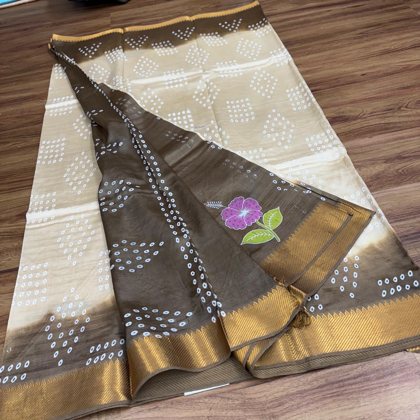 Rs0034-2    Mangalagiri Pattu Bandini Print Sarees