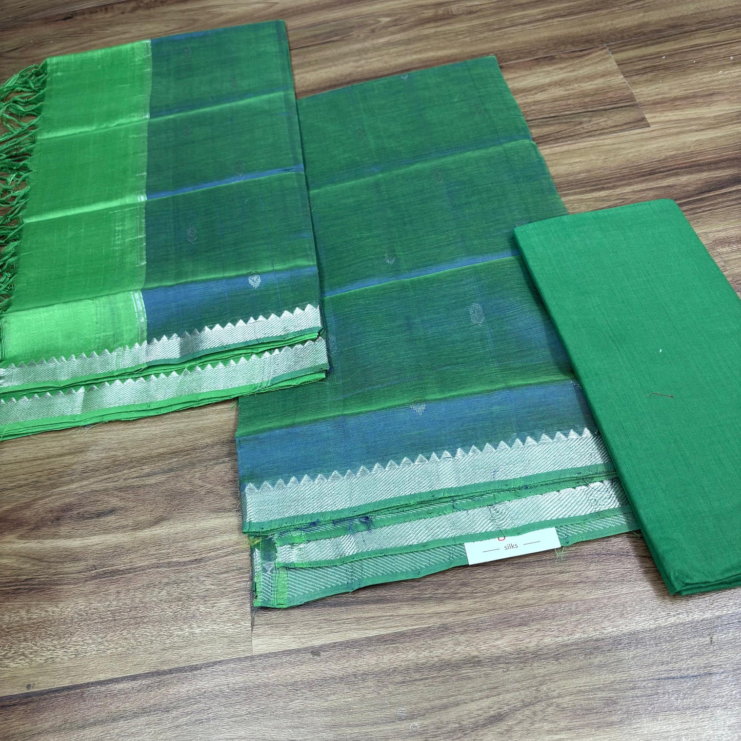Mangalagiri pattu buta dress materials Rs0037-9