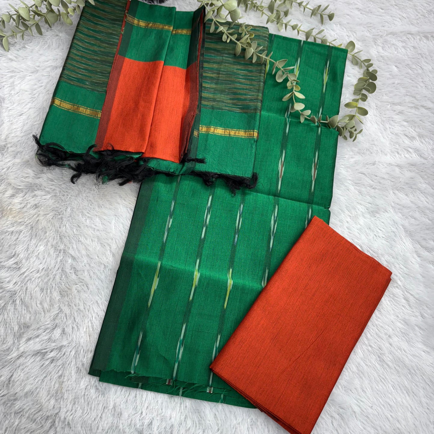 Rs0052-3 Ikkath semi pattu dressmaterials